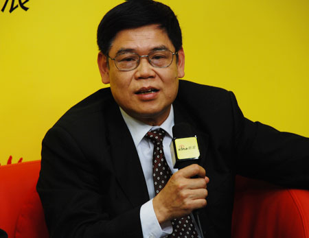 广东省地产商会副会长秘书长黄朝辉